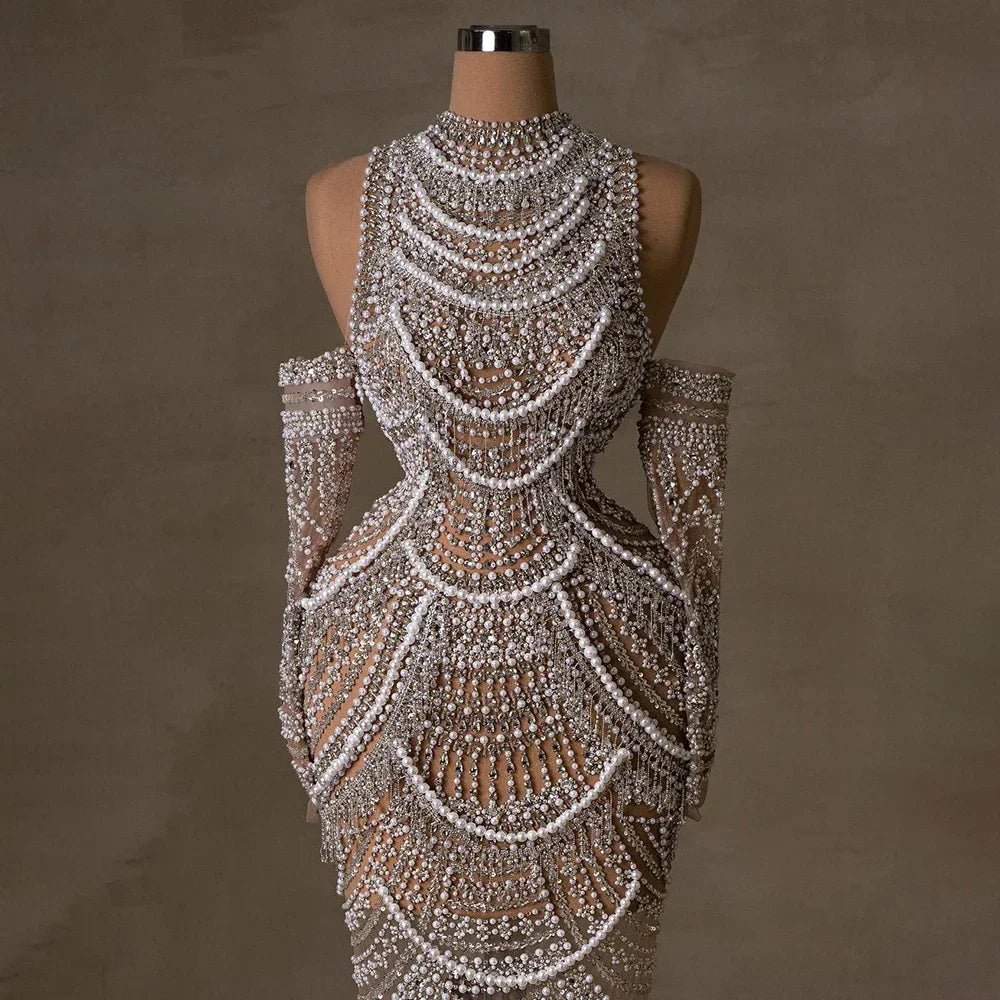 Vestido de noche elegante estilo sirena color nude de Arabia, con perlas y cuentas, ideal para ocasiones formales (2025) LA72091A 