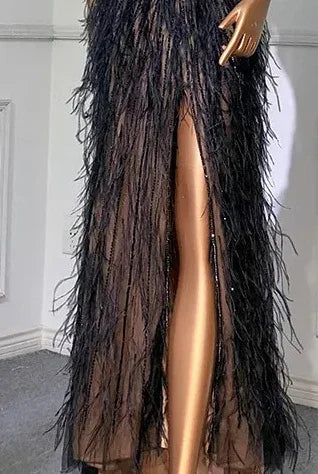 Dubai Halter Beige  Feathers Beaded Formal Luxury Mermaid Evening Dresses For Women Wedding Party 2025 LA70623A