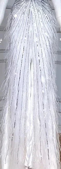 Dubai Halter Beige  Feathers Beaded Formal Luxury Mermaid Evening Dresses For Women Wedding Party 2025 LA70623A
