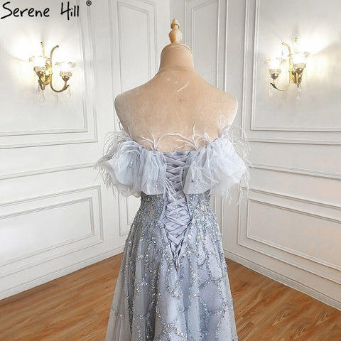Robe de soirée sexy grise trapèze, ornée de perles et de plumes scintillantes, tenue de soirée formelle pour femmes, LA71328.