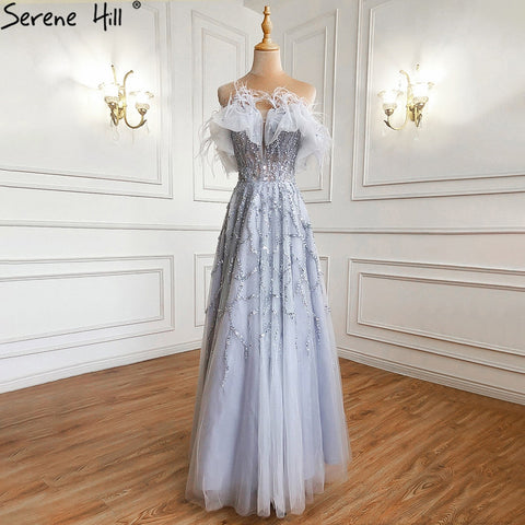 Robe de soirée sexy grise trapèze, ornée de perles et de plumes scintillantes, tenue de soirée formelle pour femmes, LA71328.