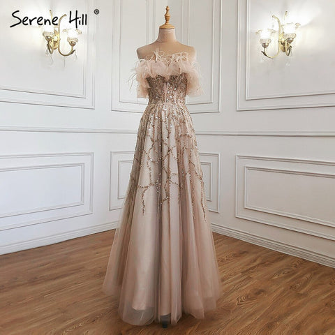 Robe de soirée sexy grise trapèze, ornée de perles et de plumes scintillantes, tenue de soirée formelle pour femmes, LA71328.