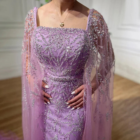Robe de soirée de luxe lilas sirène longueur cheville, plumes et perles, avec cape LA71841 