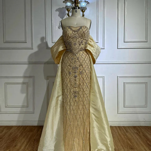 Vestido de noche de sirena con cuentas color piel, hombros descubiertos, chal y detalles de cristal para ocasiones formales 2025 LA72819