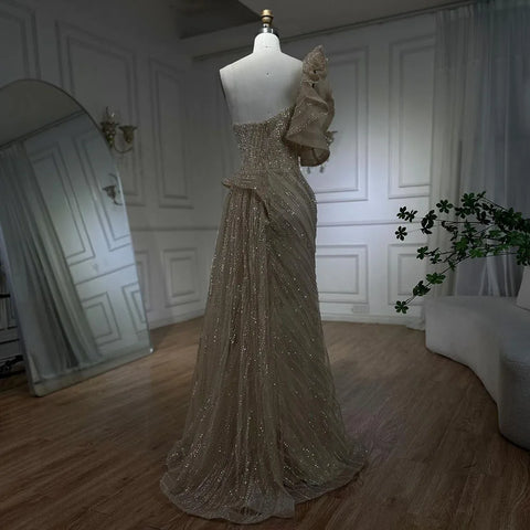 Vestido de noche de sirena con un solo hombro y sobrefalda con cuentas para boda de mujer 2025 LA72389 