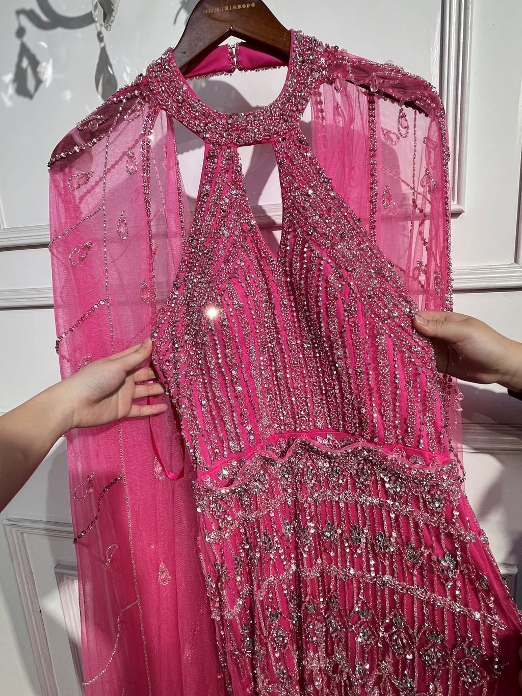 Luxury Dubai Mermaid Fuchsia Evening Dresses with Cape Sleeves LA71817