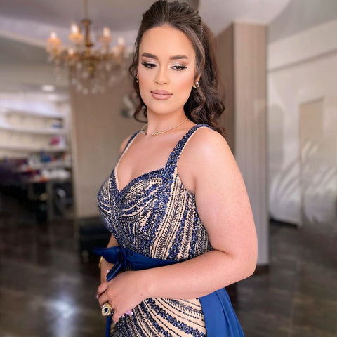 Vestido de fiesta árabe de lujo con escote corazón y cuentas, falda desmontable de sirena azul sexy, vestido formal de noche para mujer 2025 LA71786 