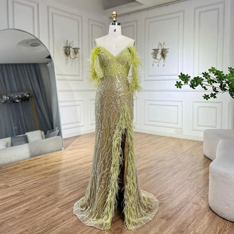 Vestido de noche turquesa con tirantes finos, corte sirena, abertura alta, plumas y cuentas para mujer, ideal para bodas 2025 LA72602 