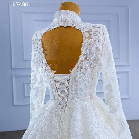 Vestido de novia blanco de alta gama con encaje, cuentas, cuello alto, mangas largas y cordones, hecho a medida, HM67486, 2025 