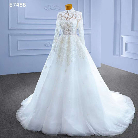 Vestido de novia blanco de alta gama con encaje, cuentas, cuello alto, mangas largas y cordones, hecho a medida, HM67486, 2025 