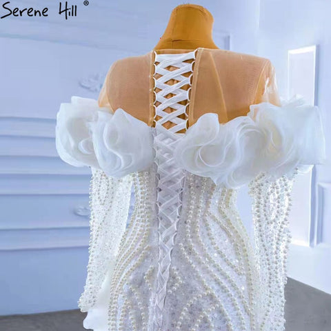 Vestido de novia blanco de lujo con volantes, corte sirena, cuentas y perlas, HM67418 