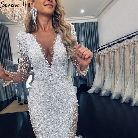White Mermaid Luxury Evening Dresses Gowns 2025 Elegant Pearls Feathers For Women Party LA70633