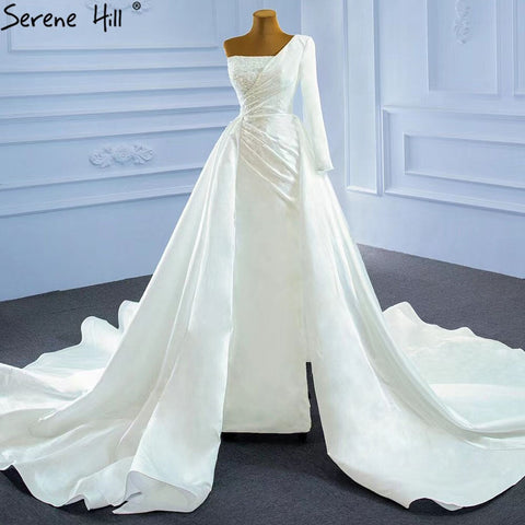 Vestido de novia de satén blanco estilo sirena 2025 con sobrefalda de perlas y cuentas, vestido de novia sexy HM67244, hecho a medida 