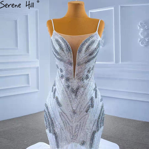 Vestido de novia elegante de lujo con volantes blancos y cuentas, corte sirena y tirantes finos, HM67386, 2025 
