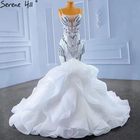 Vestido de novia elegante de lujo con volantes blancos y cuentas, corte sirena y tirantes finos, HM67386, 2025 