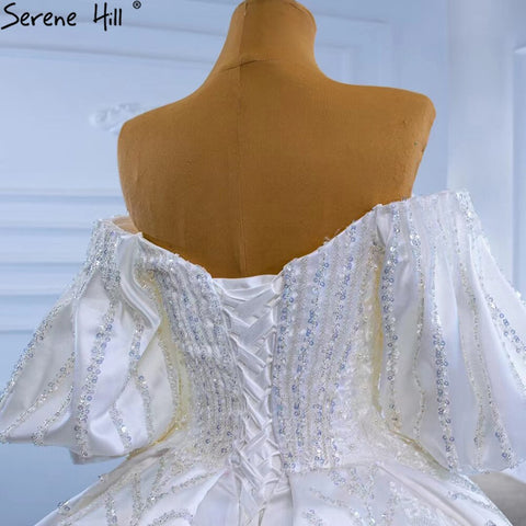 Vestidos de novia de lujo en satén blanco 2025 con mangas farol y cuentas HM67326, hechos a medida 