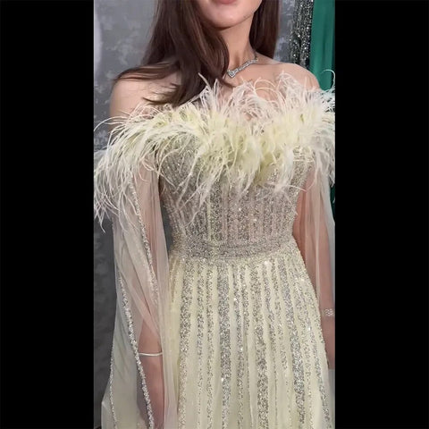 Vestido de noche largo árabe amarillo con mangas tipo capa, corte A y plumas, para mujer, ideal para bodas, 2025, LA72190 
