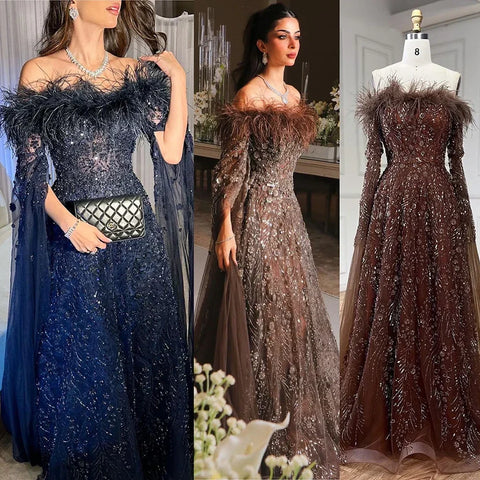 Robe de soirée marron à épaules dénudées et manches cape LA72401