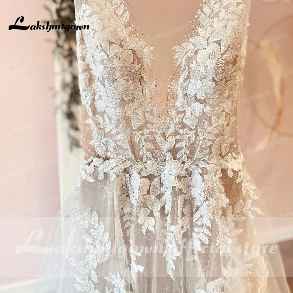 Sexy A-Line Backless Wedding Dress  Vintage Lace Applique Beaded Off White Tulle Wedding Gowns Trouwjurk Long Bridal Dress