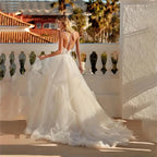 Robes de mariée sexy à décolleté en V ornées d'appliques en dentelle, robes de bal exquises en tulle à volants et coupe trapèze pour femme, robes de mariée formelles pour une soirée à la plage