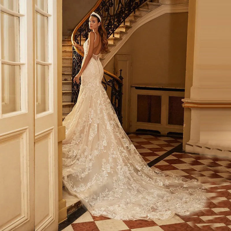 Sexy Spaghetti Straps sirena Vestidos De Novia apliques Vestido De Noiva con cuello en V Vestidos De Novia De encaje Robe De Mariée