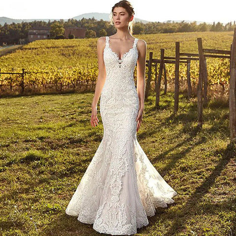 Vestido de novia sirena sexy con escote en V, encaje, estilo boho, sin mangas, botones personalizados, pliegues, espalda ilusión, 2023
