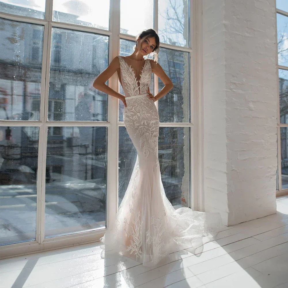 Robes de mariée sirène sexy à col en V avec ceinture, sans manches, dos nu, ornées d'appliqués de dentelle, collection 2022 sur mesure. Vestido De Noiva