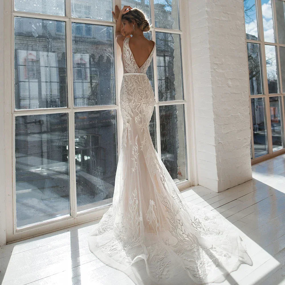 Robes de mariée sirène sexy à col en V avec ceinture, sans manches, dos nu, ornées d'appliqués de dentelle, collection 2022 sur mesure. Vestido De Noiva