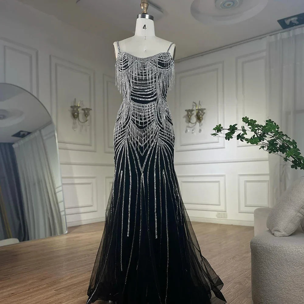 Vestido de noche corte sirena plateado nude con tirantes finos y borlas de cuentas de lujo para ocasiones formales LA72772 