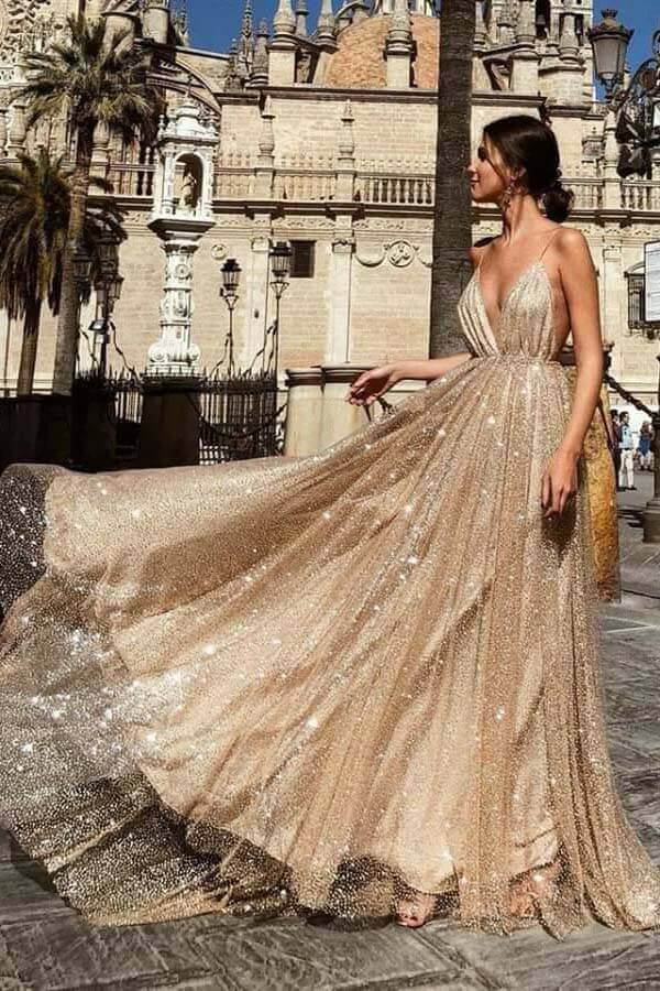 Robe de bal longue brillante à bretelles spaghetti, col en V et coupe trapèze, robe de soirée