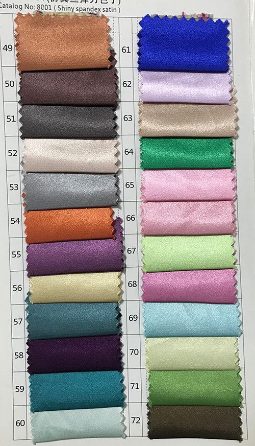 Élégantes robes de demoiselle d'honneur longues en satin doré, coupe trapèze, bretelles spaghetti et décolleté cœur 