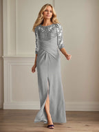 Vestido de madrina de la novia color ciruela, de encaje elástico y corte sirena. 