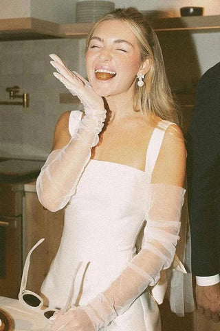 Vestido de novia sencillo, corto, de satén marfil, con lazo en la espalda WD727