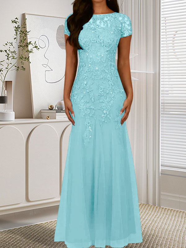 Vestido de tul con lentejuelas y escote sirena azul marino oscuro