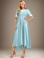 Robe de mère de la mariée asymétrique en satin stretch dentelle et dentelle, coupe trapèze, effet illusion, ornée de sequins 
