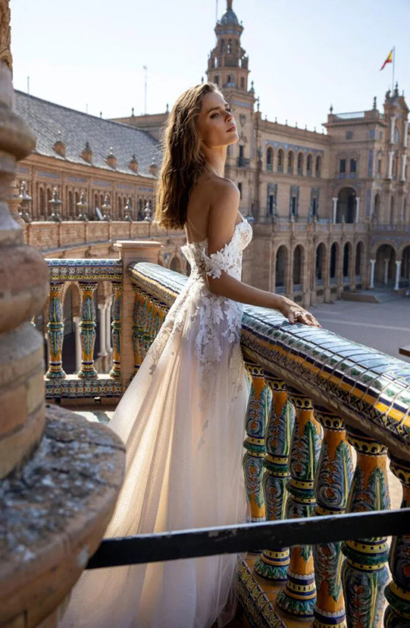 Boho Tull Wedding Dresses Off the Shoulder Lace Appliques A Line Beach Bridal Gown Sexy High Split Wedding Gowns