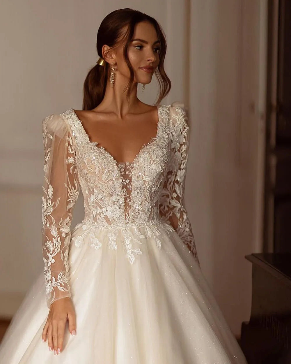 Glitter Champagne Wedding Dresses Long Sleeve Appliques Lace Modern Bridal Dress Tulle Bride Gown vestidos de novia