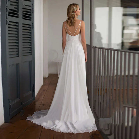 Spaghetti Straps  V Neck Criss-Cross Wedding Dress  Sweep Train Sleeveless Chiffon Bride Gown Robe De Mariée Beach Wedding Gown