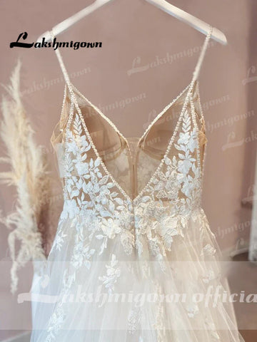 Robe de mariée vintage en dentelle à bretelles spaghetti et décolleté en V, robe de mariée en tulle, robe de plage, robe de mariée Lakshmigown 