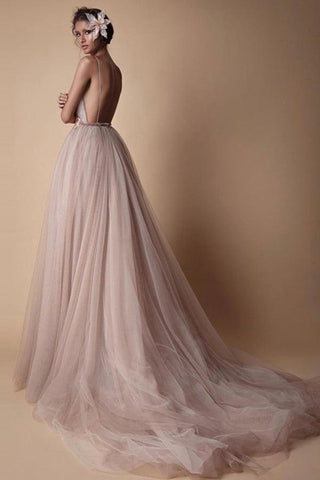 Robe de mariée de plage à bretelles spaghetti et décolleté en V profond avec applique WD321