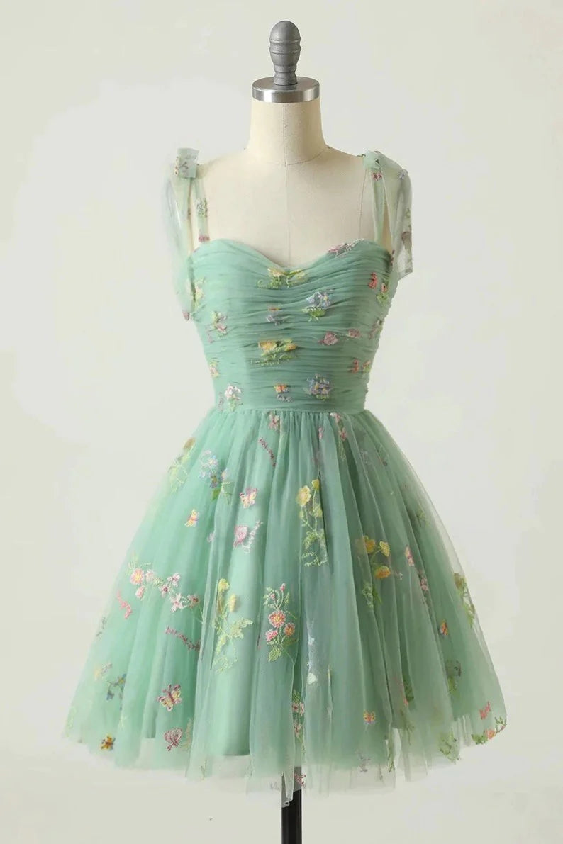 Vestidos cortos de fiesta de bienvenida sin mangas, corte en A, de tul y estampado floral con tirantes finos PD485