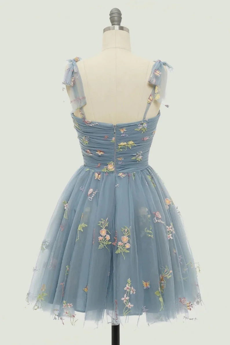 Vestidos cortos de fiesta de bienvenida sin mangas, corte en A, de tul y estampado floral con tirantes finos PD485