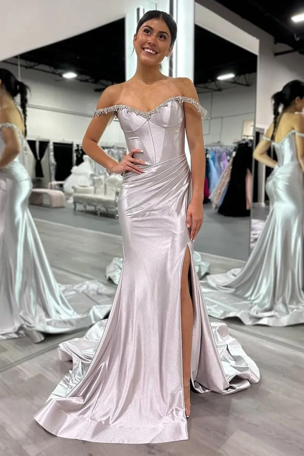 Vestido largo de fiesta plateado brillante estilo sirena con corsé y hombros descubiertos