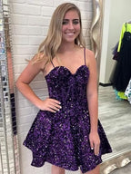 Vestido de fiesta corto de tirantes finos con lentejuelas SYH94 