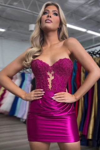 Robe de bal fuchsia sans bretelles à paillettes et appliques perlées PD548