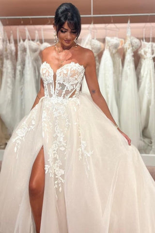 Vestidos de novia encantadores, de corte A, tul, encaje, escote corazón, sin mangas, con abertura frontal y apliques.
