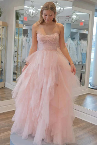 Robe de bal bustier en tulle rose pâle, coupe trapèze, sublime