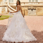 Robe de mariée élégante et vaporeuse, dos nu en dentelle sexy avec application, épaules dénudées et sans manches, collection 2023