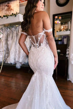 Robe de mariée sirène blanche en dentelle à décolleté cœur