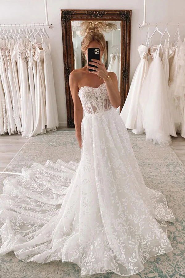 Robe de mariée bustier en dentelle avec manches bouffantes amovibles WD640
